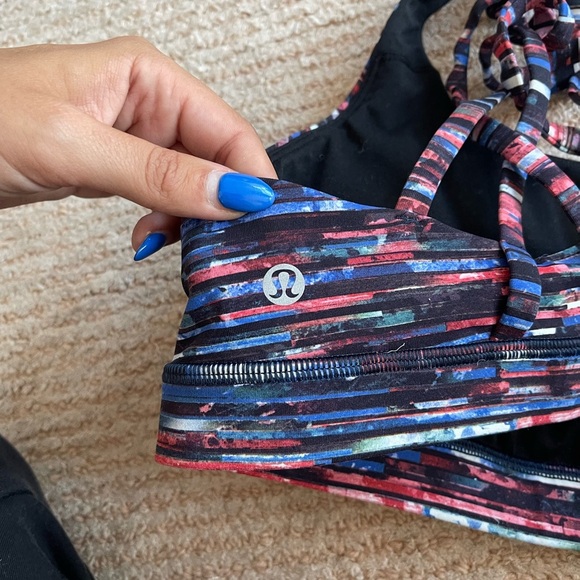 Lululemon Multi color sports bra - Picture 4 of 5